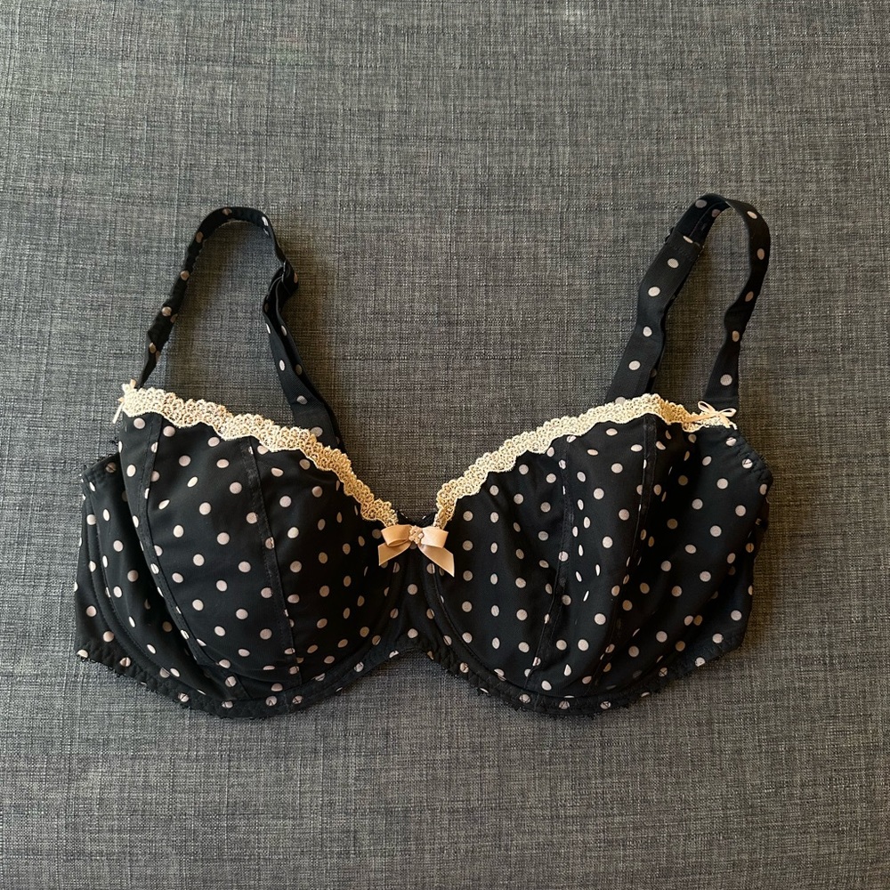 Freya polka dot Balconette bra, US 36F, EUC, black bra with beige polka dots